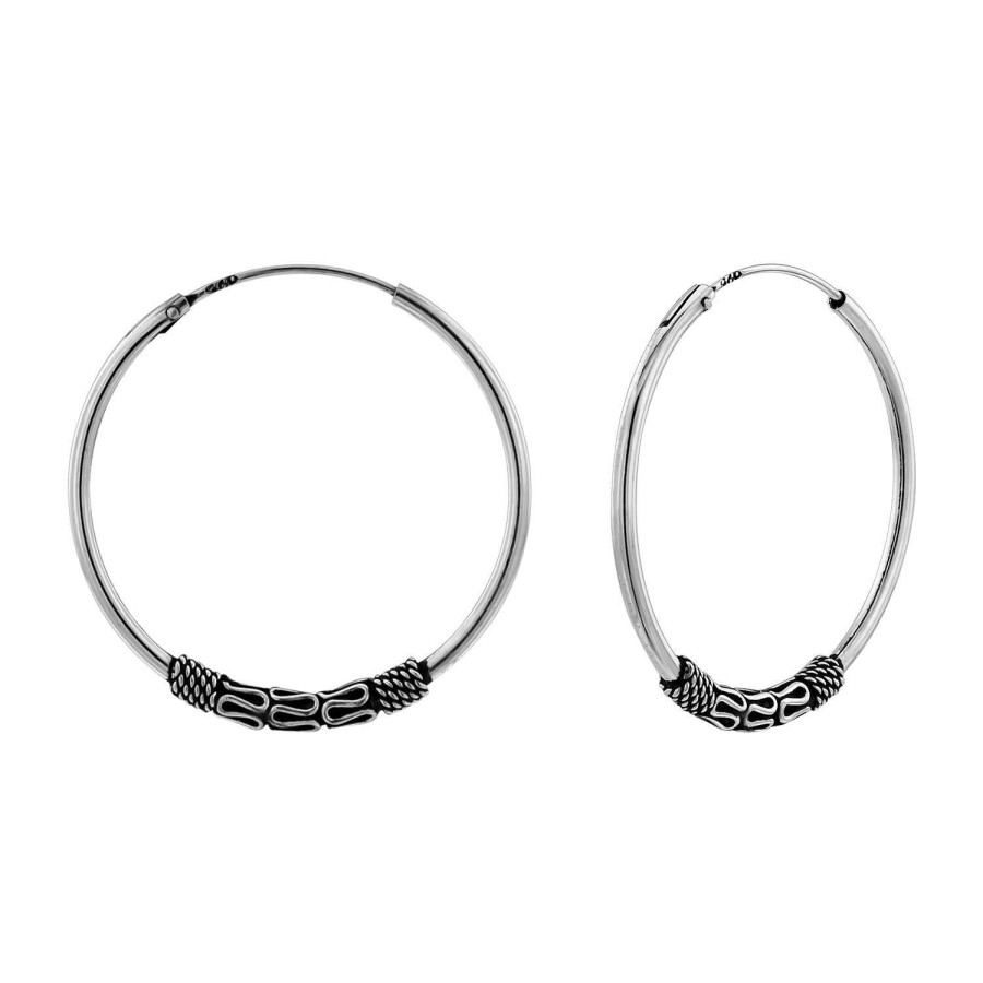 Oorbellen WeLoveSilver | Zilveren Bali Hoops, 30 Mm, Met Kringeltjes En Geoxideerde Delen