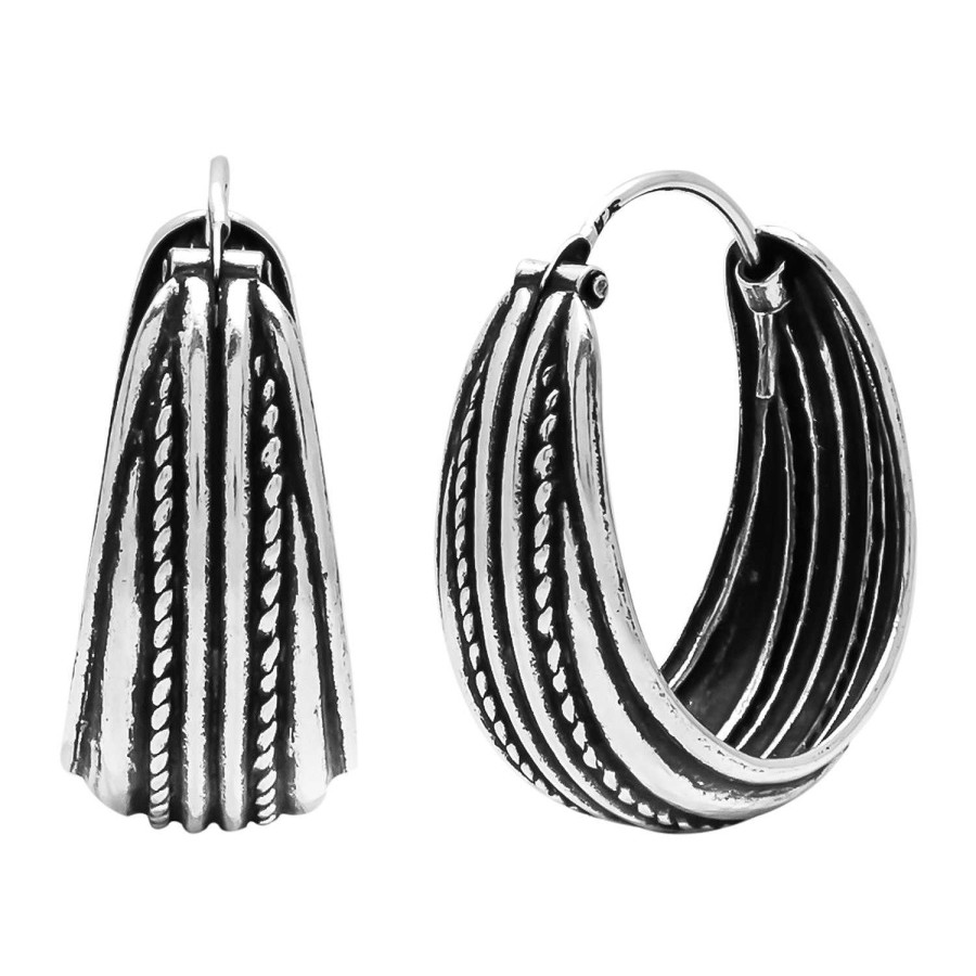 Oorbellen WeLoveSilver | Zilveren Oorringen, Bali Hoops Met Geoxideerde Banden En Gedraaide Details